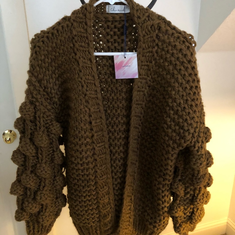 Chic Wish Sweater, NWT